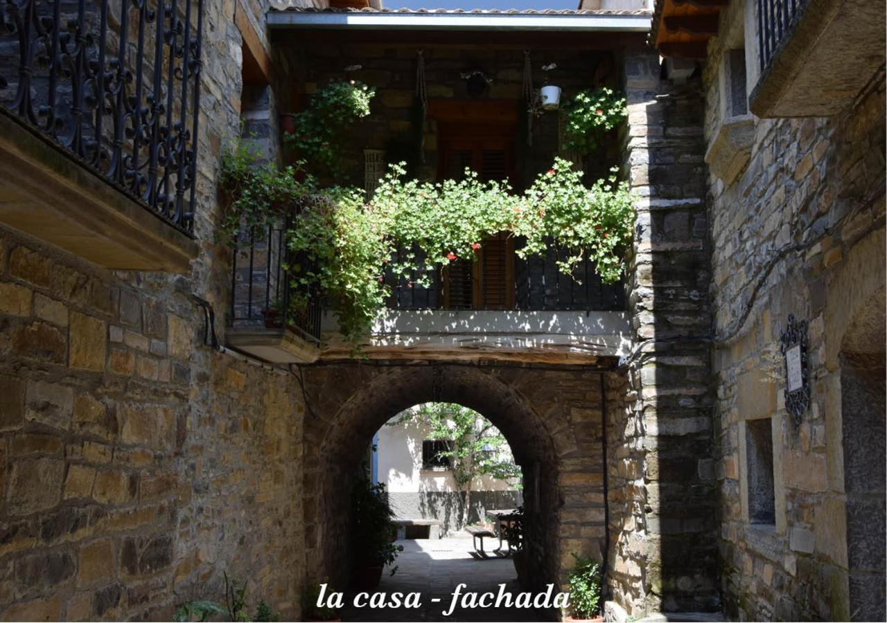 מלון El Pueyo de Araguás Casa Dueso מראה חיצוני תמונה